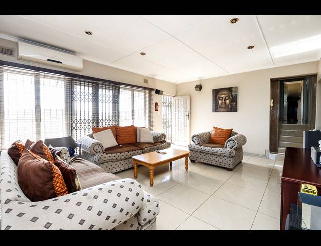 3 BEDROOM HOUSE FOR SALE IN AVOCA